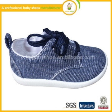 Beiläufige Schuhe des heißen Verkaufs neuen Art und Weisebaumwollspritzen-Babys